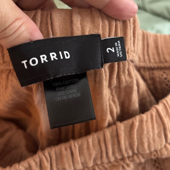 Torrid Flowy Linen Pants - Picture 6 of 6